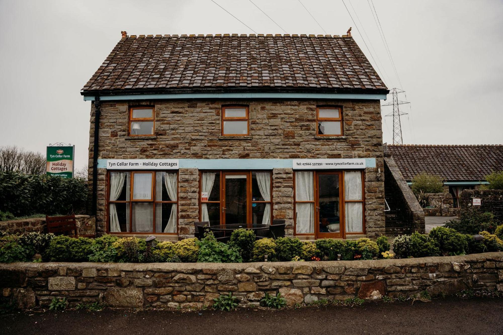 The Barn B&B Port Talbot Buitenkant foto