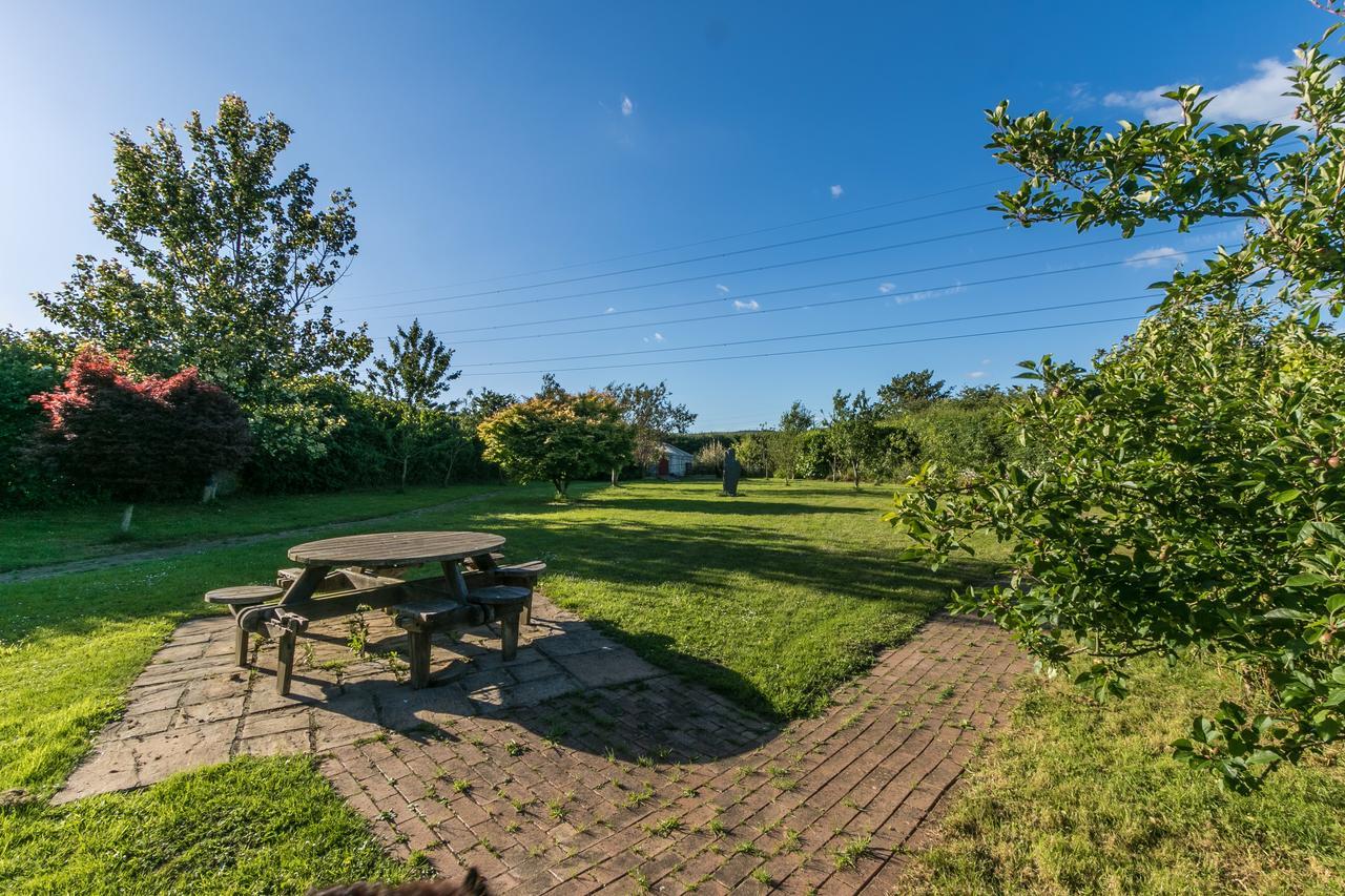 The Barn B&B Port Talbot Buitenkant foto