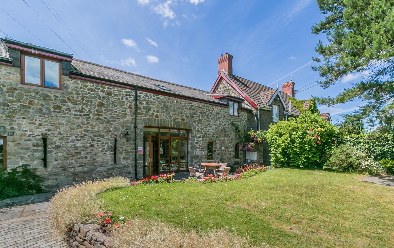 The Barn B&B Port Talbot Buitenkant foto
